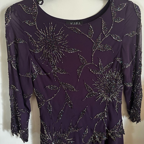 BEADED GOWN with 3/4 sleeve Worn only 4 hours - Picture 4 of 8